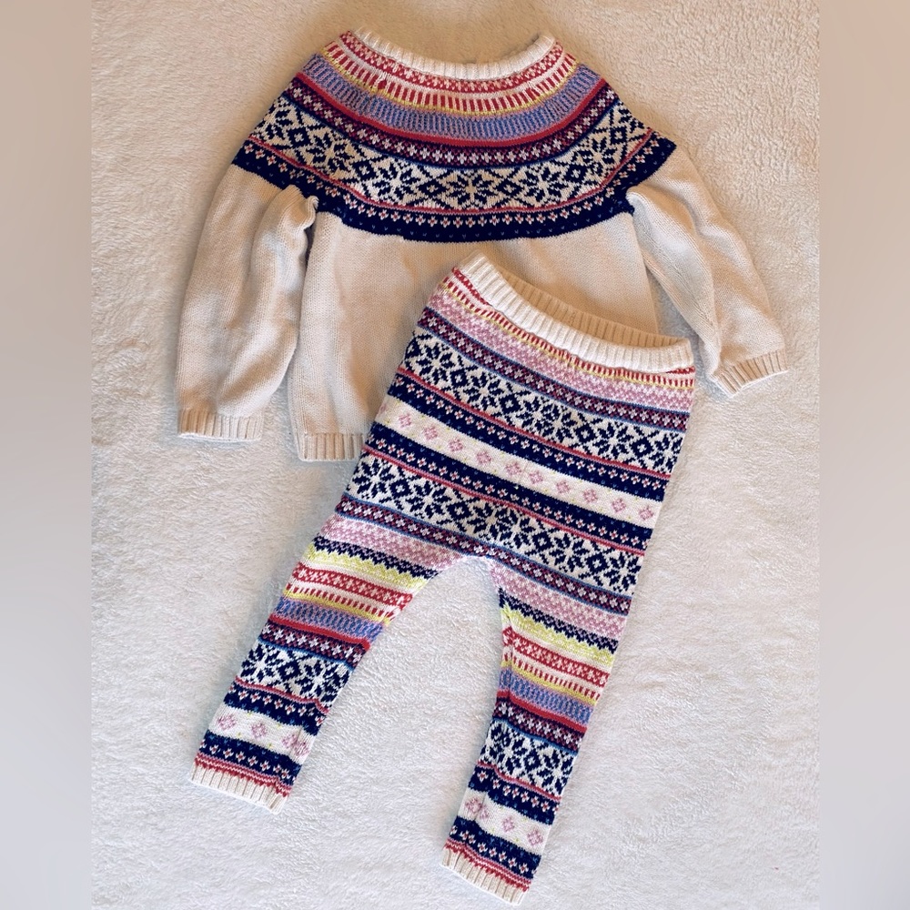 Sweater and pants set